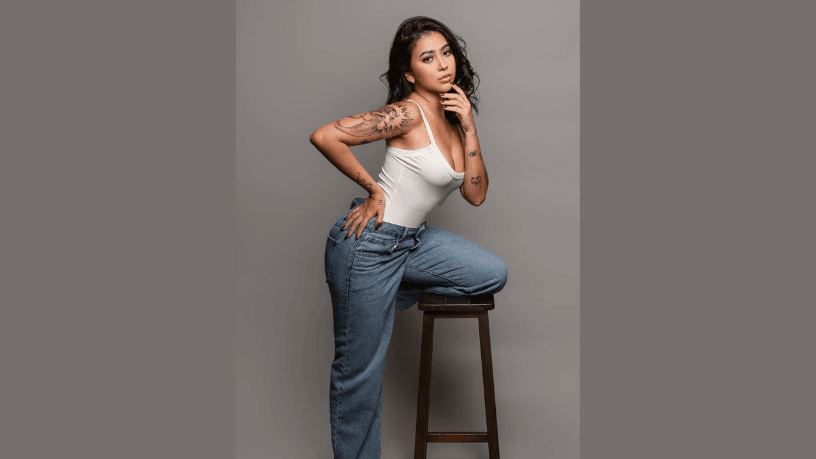 O encontro de Beca Barreto x Praiou, via Non Stop, eleva a turnê de Matheus & Kauan ao seleto Top 20.