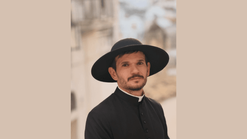 Non Stop traz a mensagem de esperança de Padre Patrick no marco de 13 anos de sacerdócio.