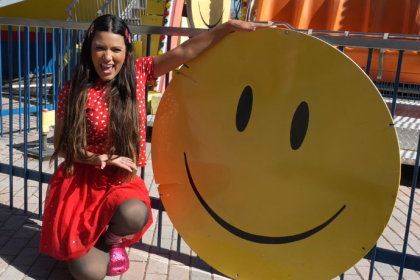 Jaque Sobrinho apresenta “É Jaque Todo Dia” e abre oficialmente sua nova fase artística — Non Stop.