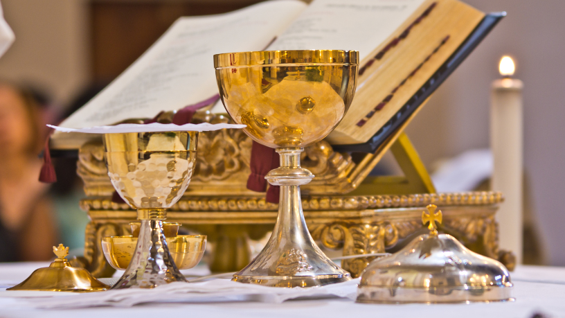 Escritura, Tradição e Magistério como unidade inseparável com Jose Eduardo De Oliveira e Silva.