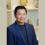 Milton Seigi Hayashi explica como a ritidoplastia e braquioplastia unem técnica e previsibilidade.