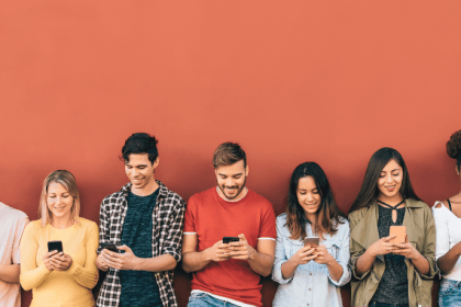 2026 é o novo 2016: por que a nostalgia domina a internet e redefine o comportamento digital