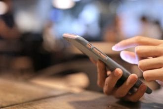 Carlos Filhar: a trajetória do influencer e o alerta urgente sobre saúde emocional na era digital